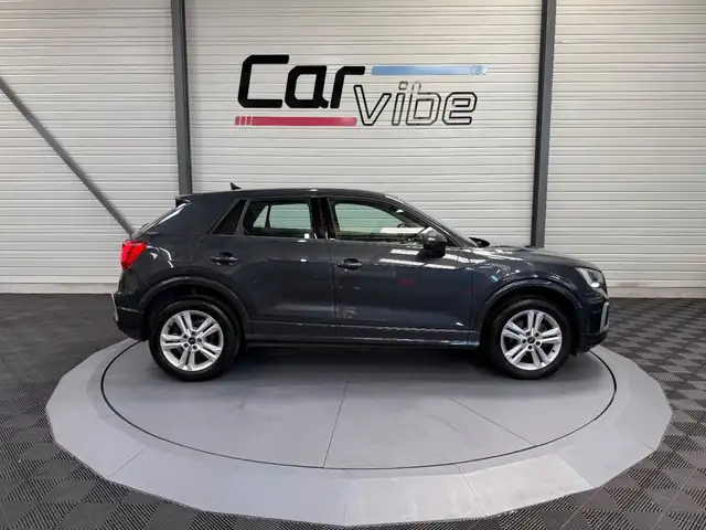 Audi Q2 view 3
