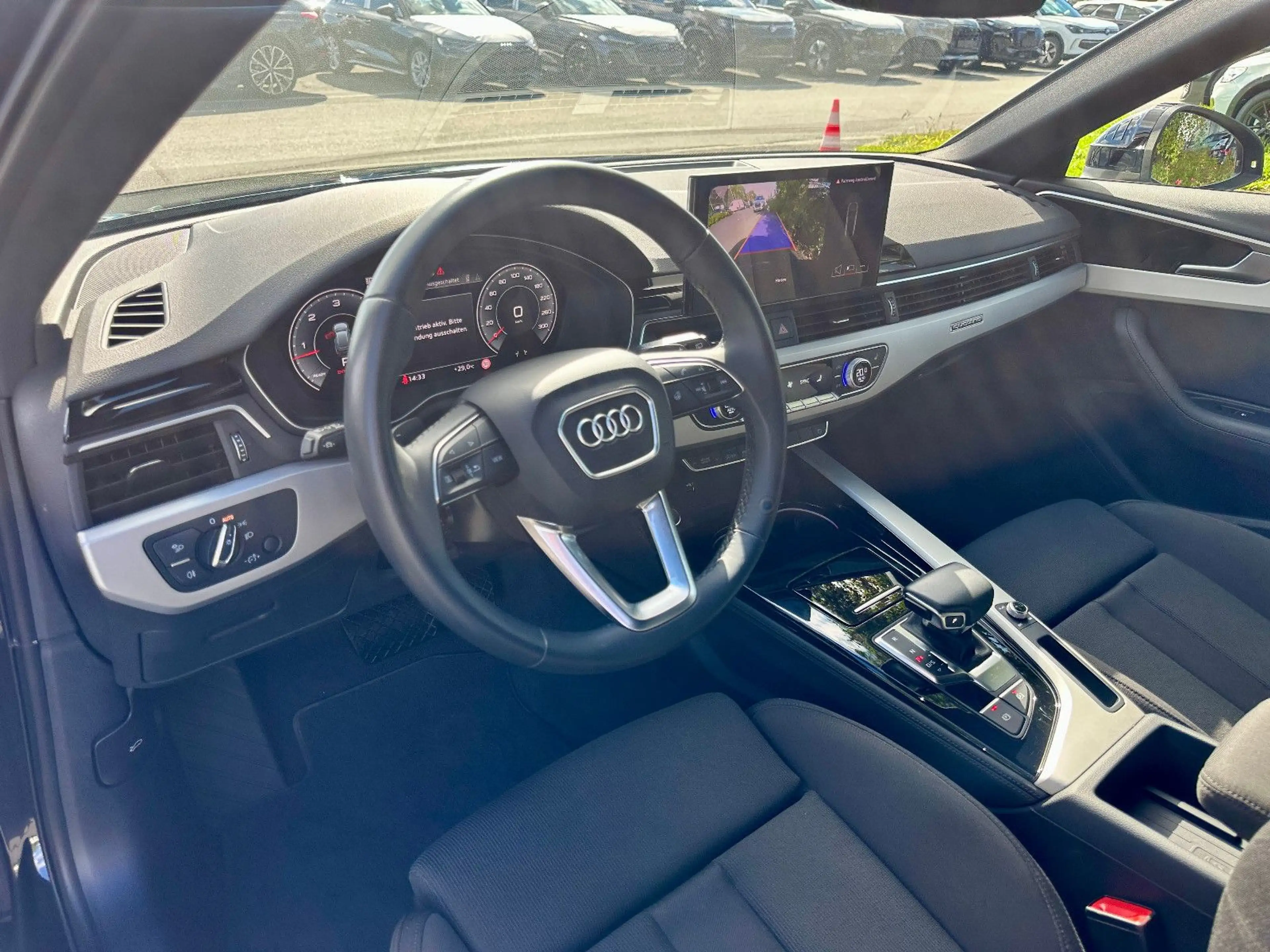 Audi A4 Avant 50TDI q S LINE Comp+ BLACK AHK 360° ACC — photo 9