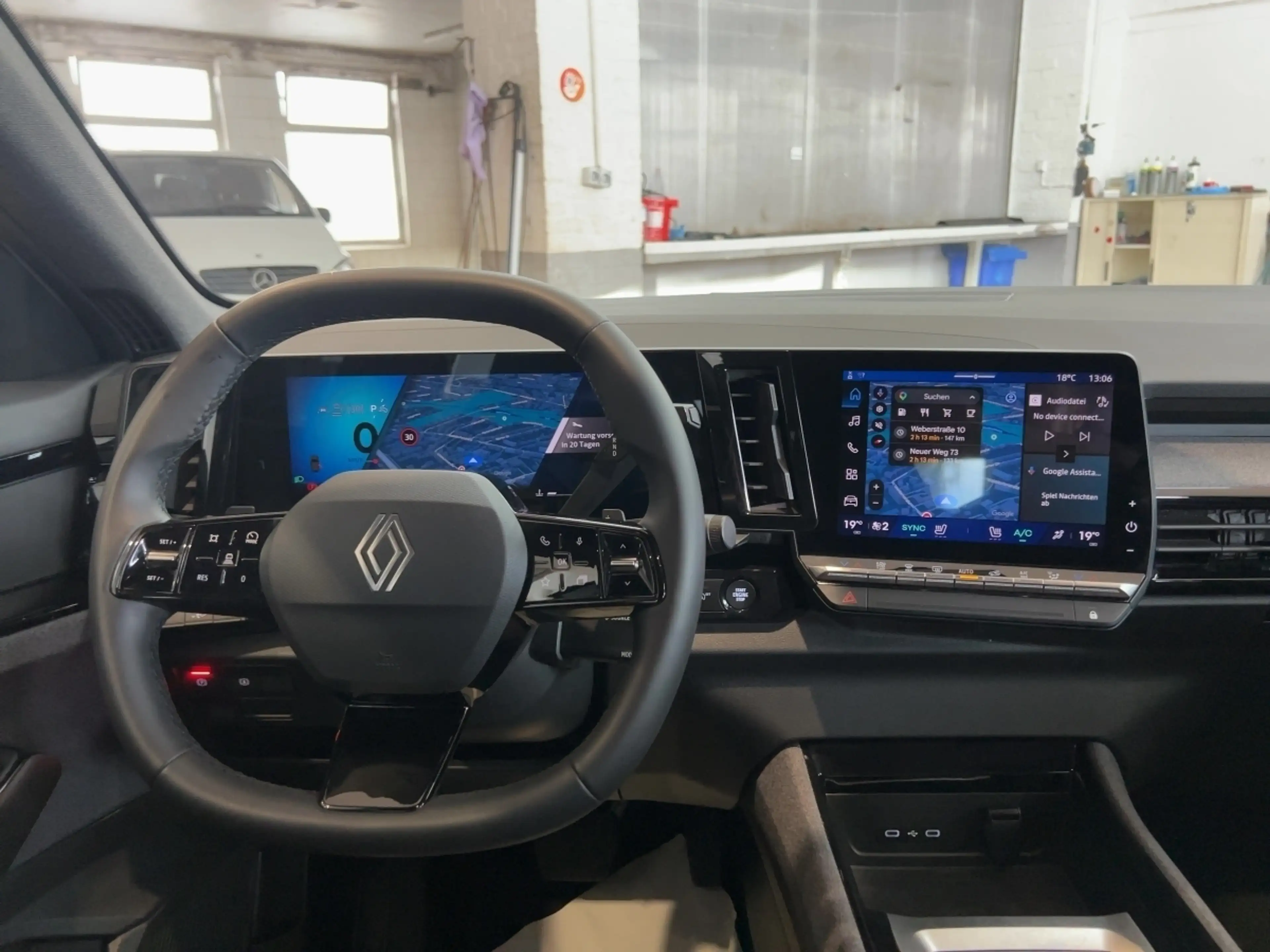Renault Austral Evolution Mild Hybrid 160 Automatik — photo 12