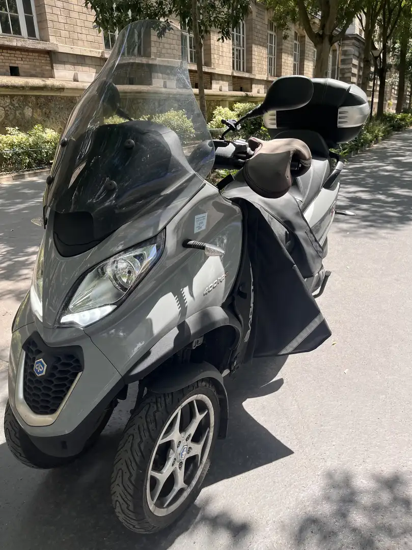 Piaggio MP3 400 Grigio - 2