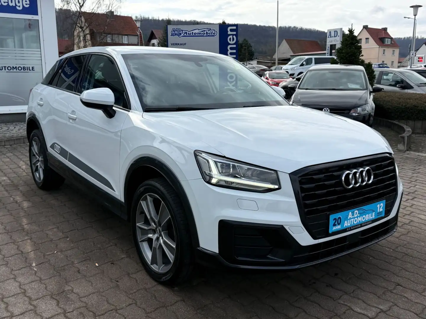 Audi Q2 35 TFSI sport 2-Zonen Sitzheizung Weiß - 2