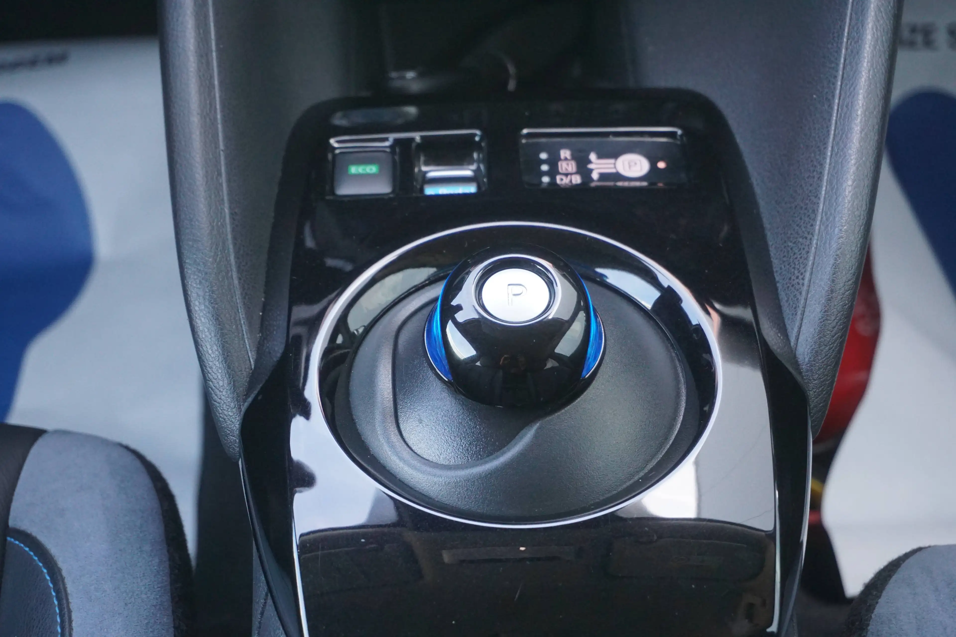 Nissan Leaf Leaf 62 kWh N-Connecta-Navi-360°Cam-DodeH-Keyless-Garantie — photo 11