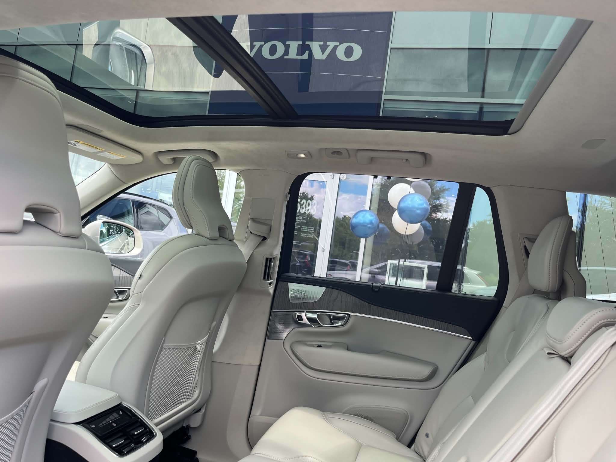 2023 Volvo XC90 B6 AWD Ultimate Bright thumb 13