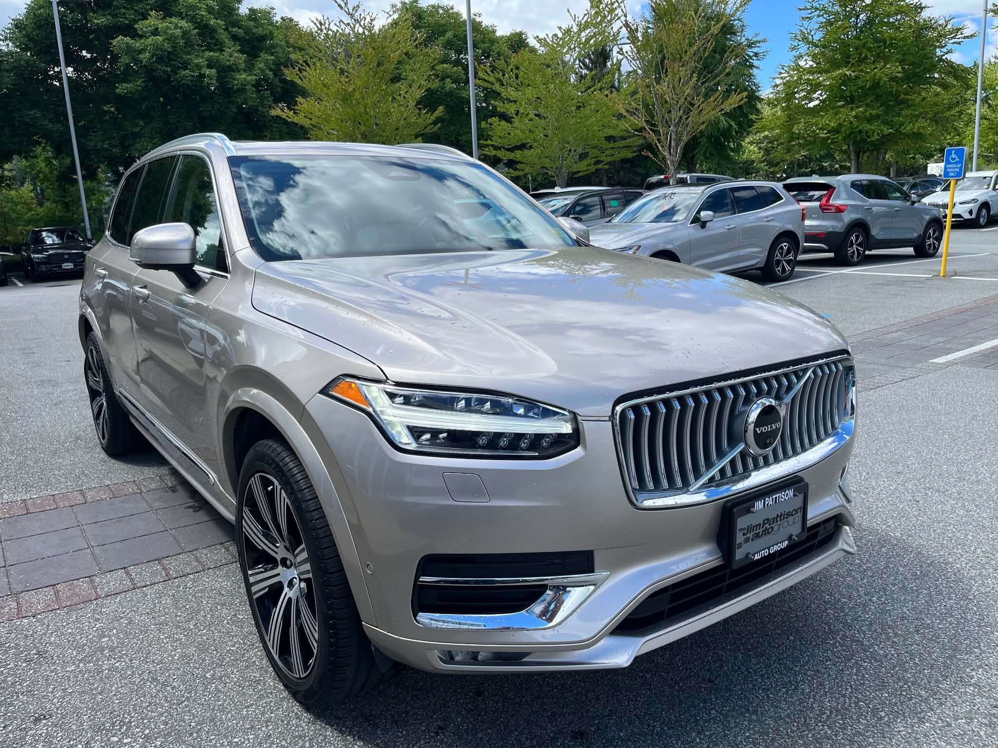 2023 Volvo XC90 B6 AWD Ultimate Bright thumb 7