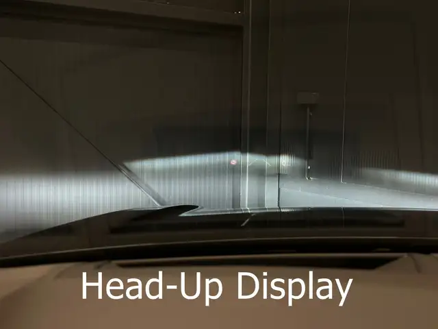 Volkswagen Touareg view 22