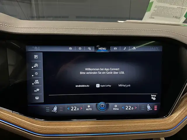 Volkswagen Touareg view 29