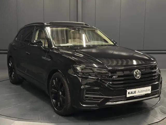 Volkswagen Touareg view 7