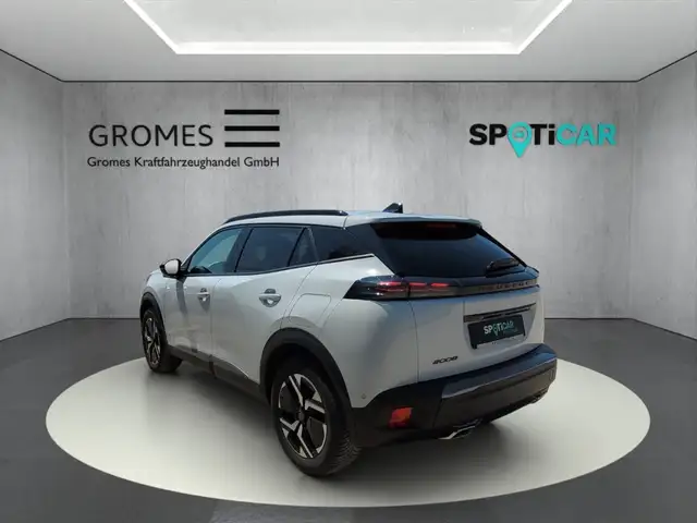 Peugeot 2008 view 5