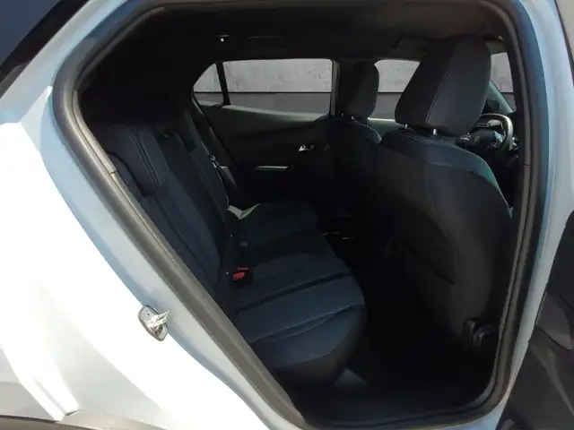Peugeot 2008 view 14