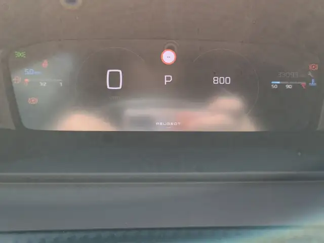 Peugeot 2008 view 15