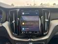Volvo XC60 XC60 B5 B AWD Core GJR SiH AHK FIS WINTER LED Weiß - thumbnail 11