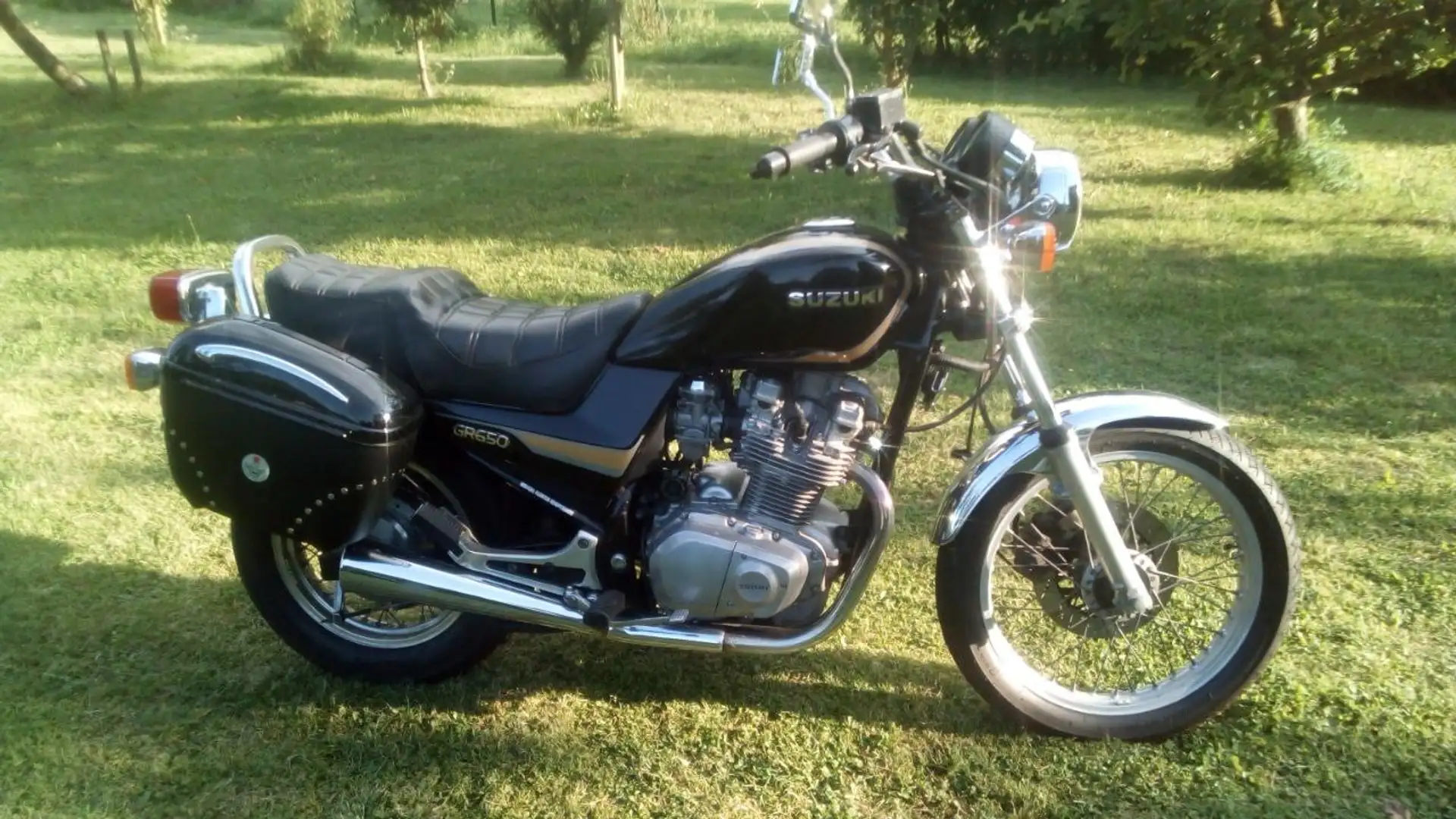 Suzuki GR 650 - 2