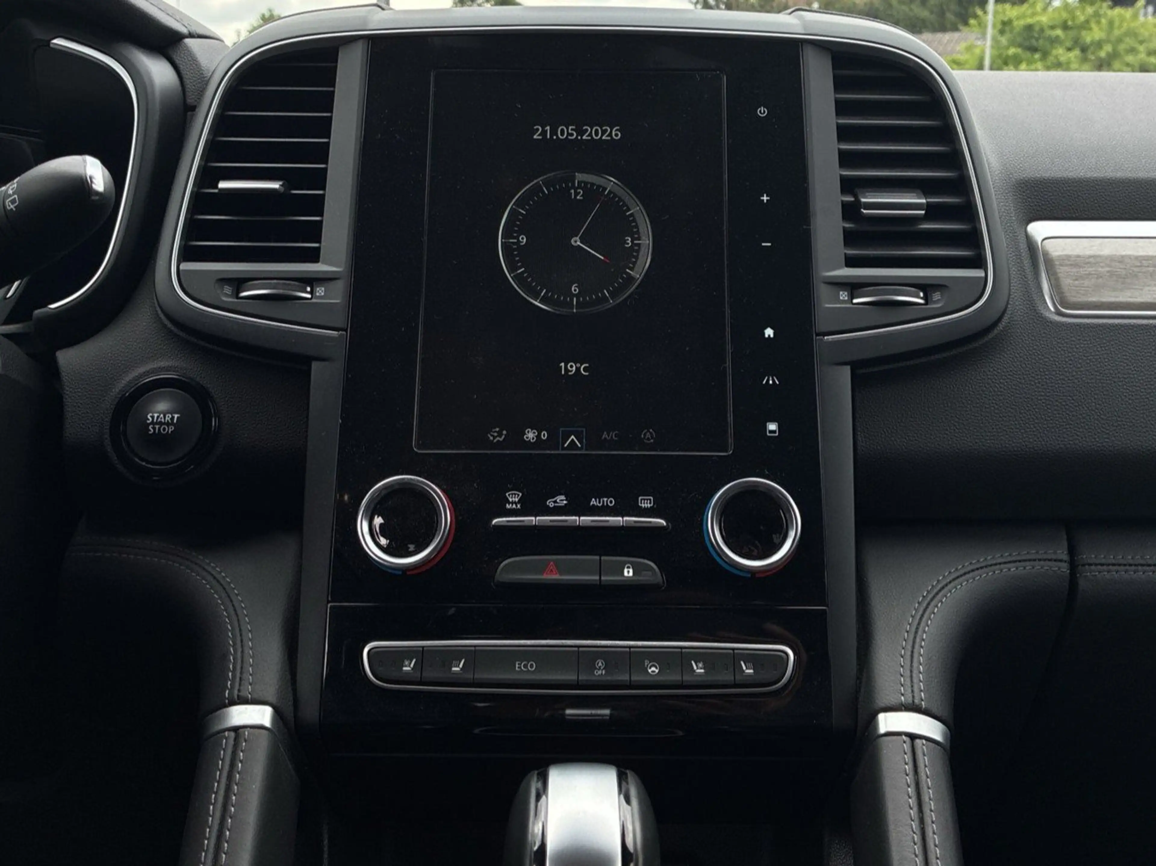 Renault Koleos Initiale Paris 4x4 — photo 10