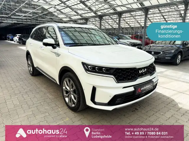 2024 Kia Sorento in White for sale