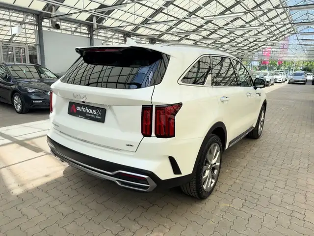 Kia Sorento view 5