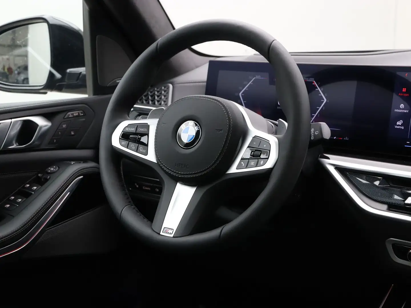 BMW X7 xDrive40i M-Sport Pro Aut. Zwart - 2
