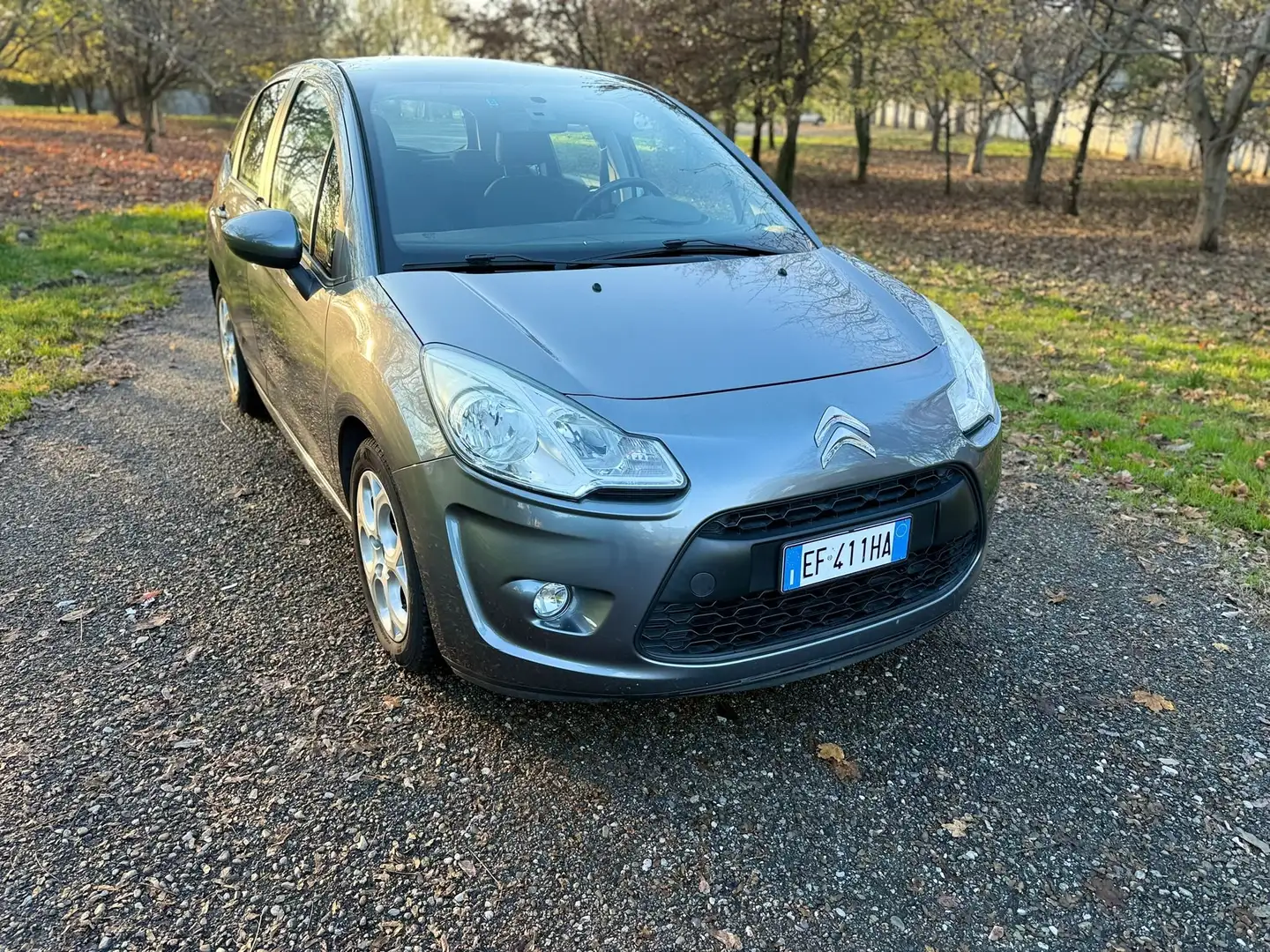 Citroen C3 1.1 Business Gris - 1