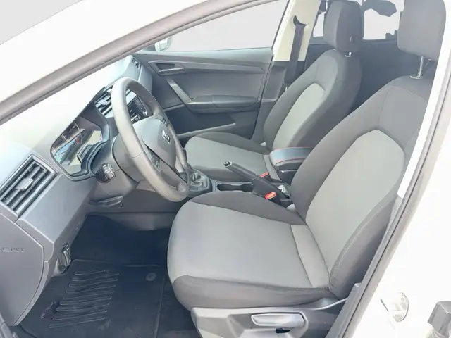 Seat Ibiza view 8