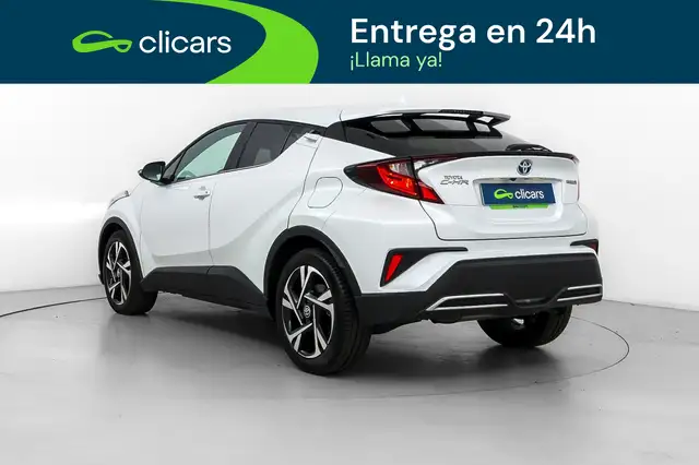 Toyota C-HR view 9