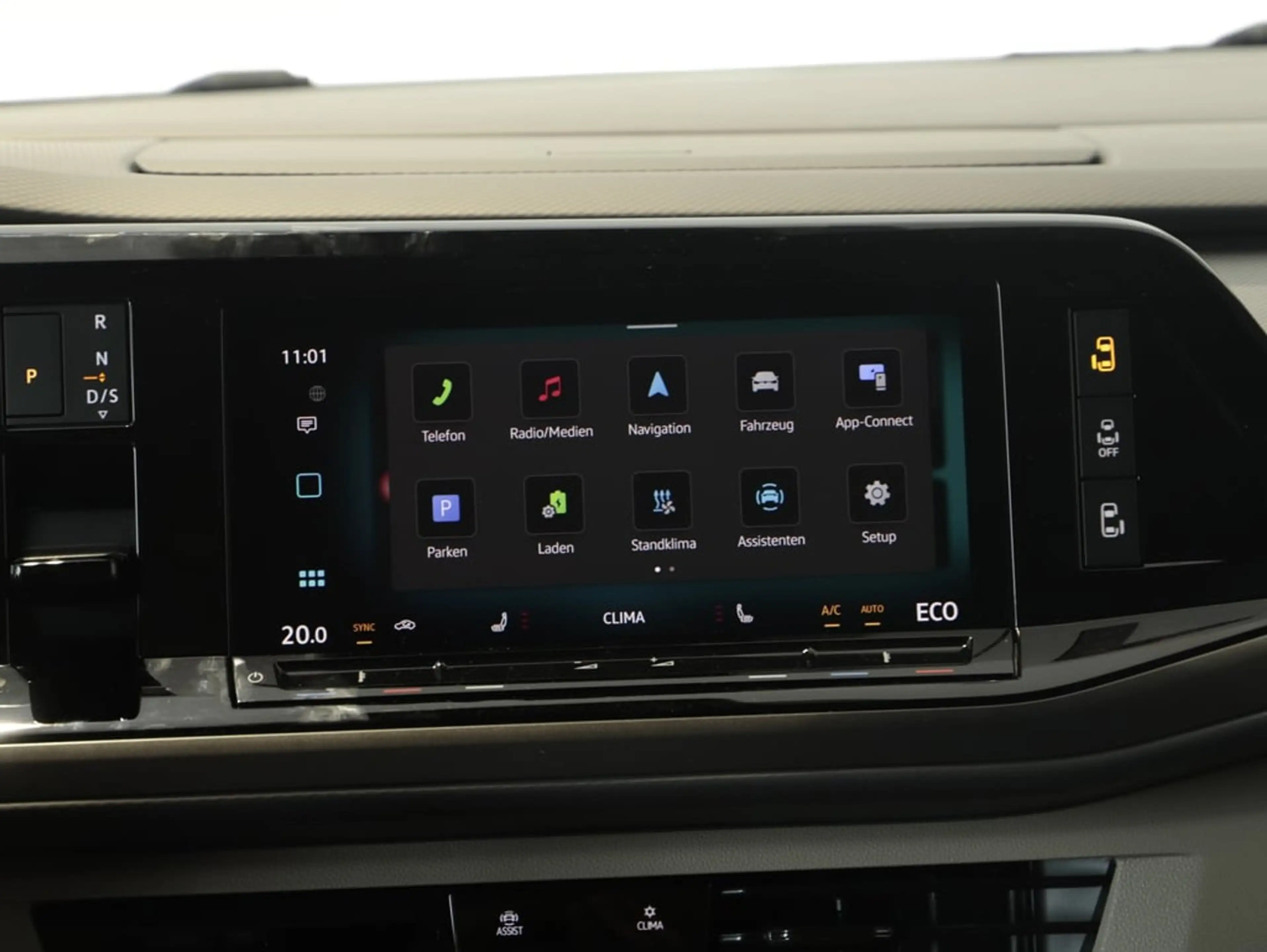 Volkswagen T7 California VW Multivan T7 California eHybrid 180 kW 4M — photo 14