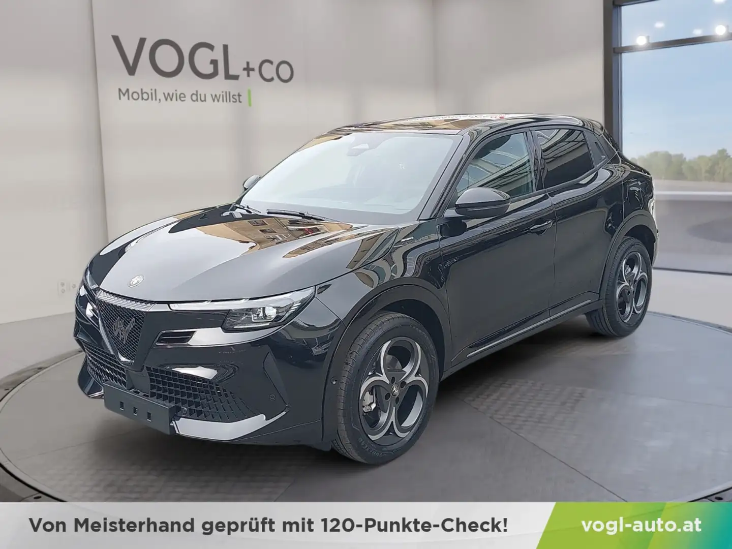 Alfa Romeo Junior JUNIOR Ibrida-Sport Speciale 1.2 145PS Hybrid eDCT Schwarz - 1