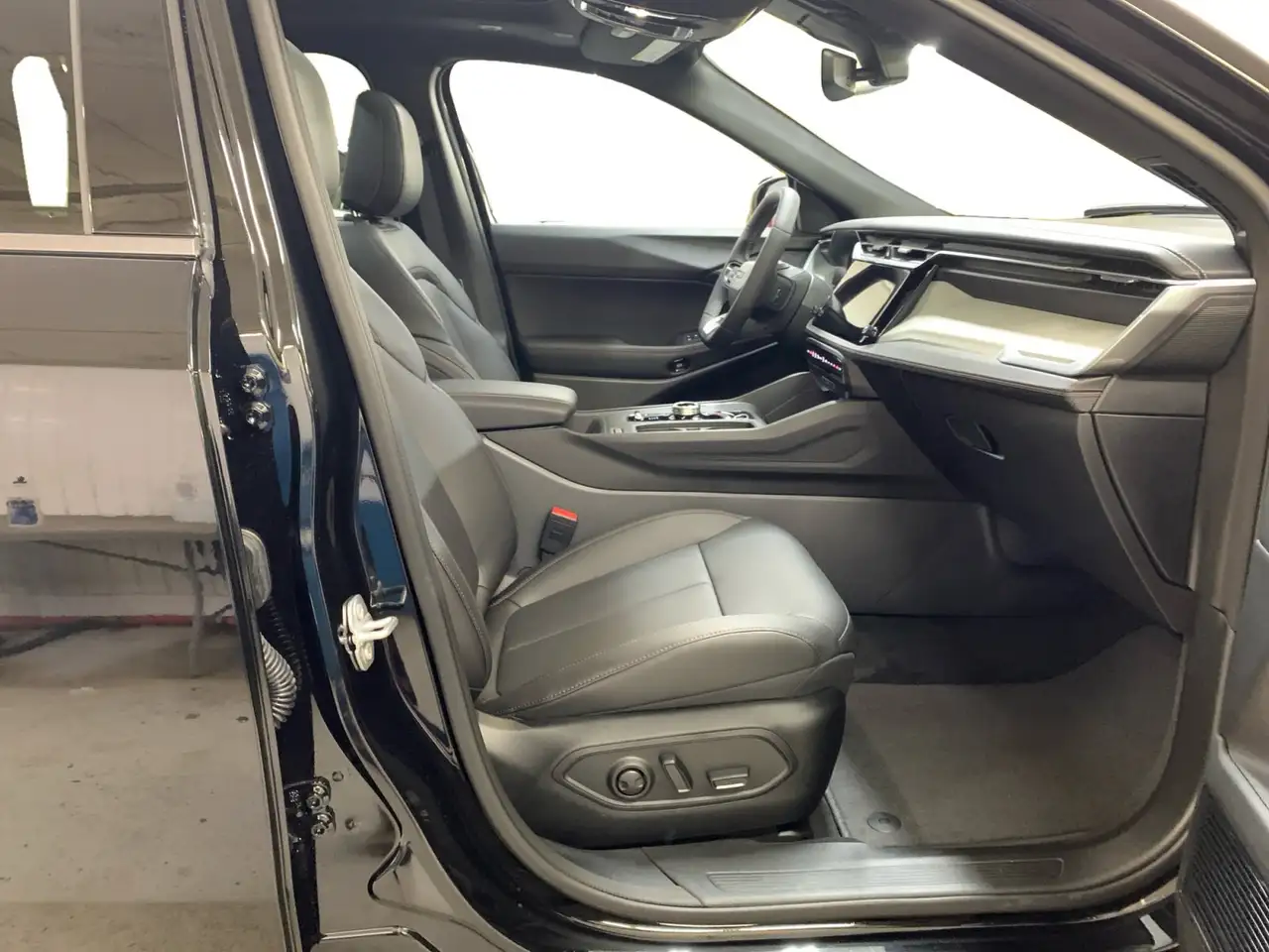 Jeep Cherokee снимка Jeep Cherokee
