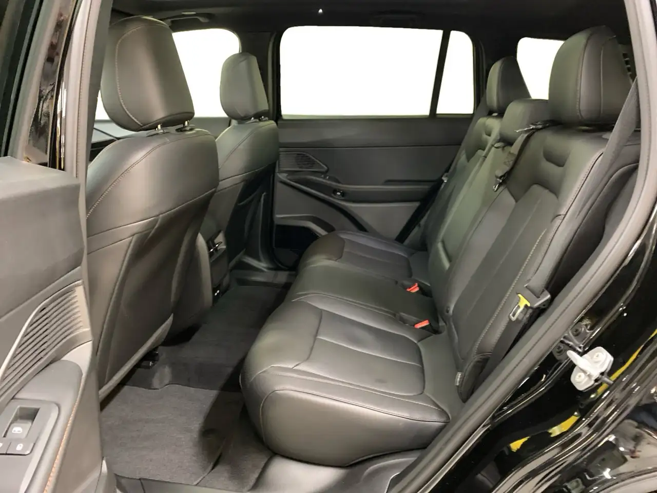 Jeep Cherokee снимка Jeep Cherokee