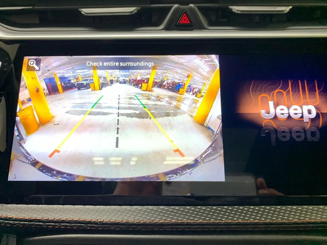 Jeep Cherokee снимка Jeep Cherokee