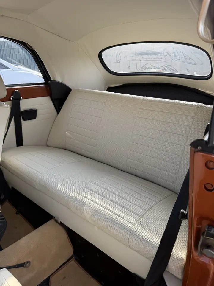 Volkswagen Maggiolino 1303 Cabrio, foto 8