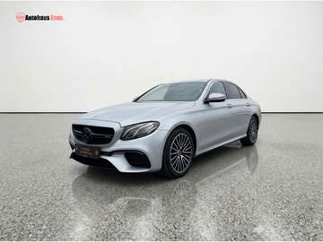 E-220 / AMG-LINE / E53 LOOK / MULTIBEAM-LED / Kamera / AHK / Automatikgetriebe / Navi / Tagfahrlicht LED / Lederlenkr.