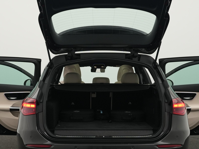 Mercedes-Benz C 300 C 300 e T Avantgarde Digital+Pano+360°+Apple Navi — photo 15