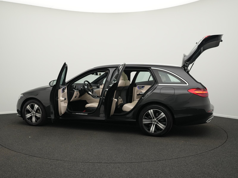 Mercedes-Benz C 300 C 300 e T Avantgarde Digital+Pano+360°+Apple Navi — photo 14