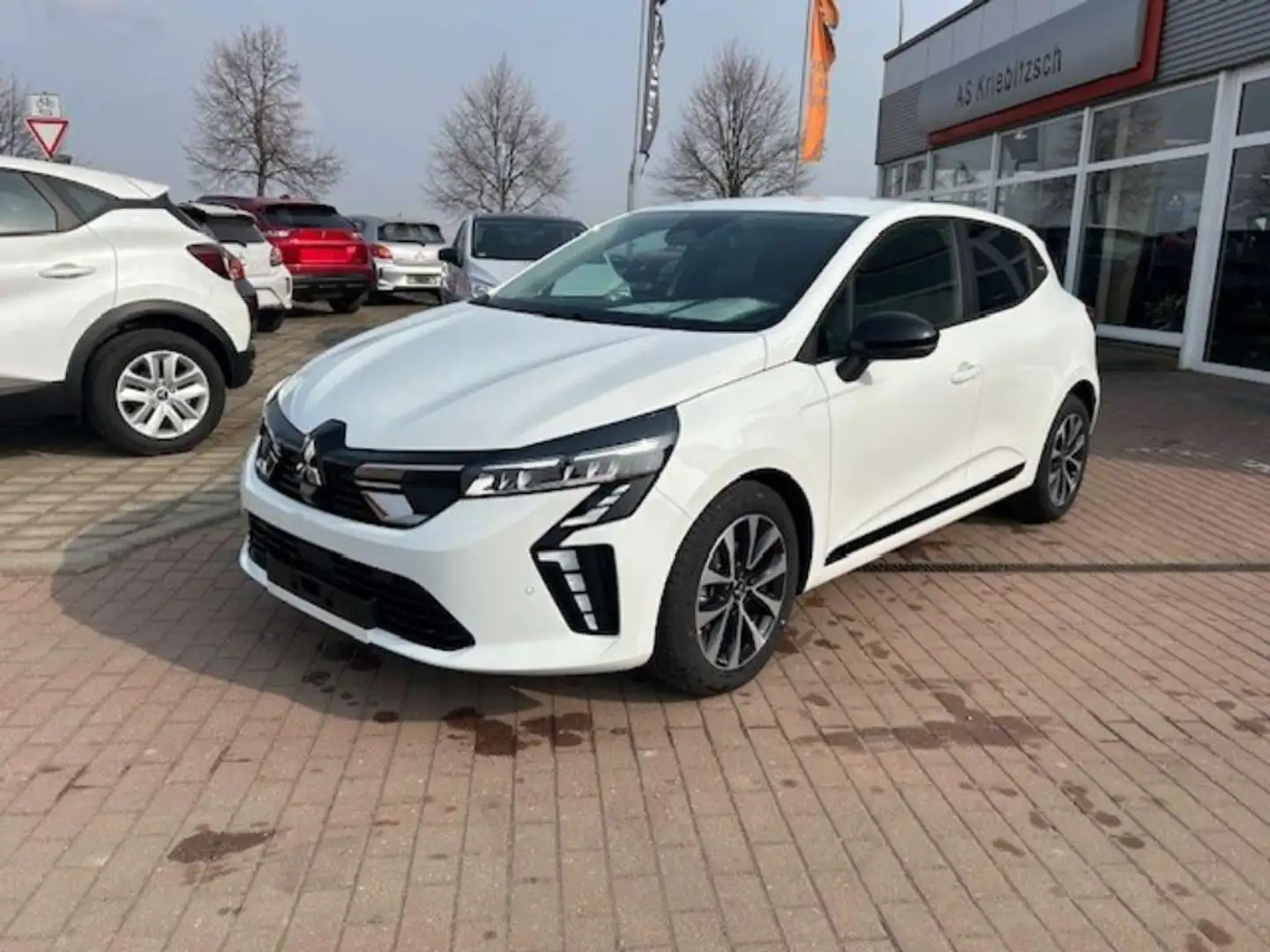 Mitsubishi Colt PLUS 1.0 T-Benziner LED Klima Kamera Weiß - 1