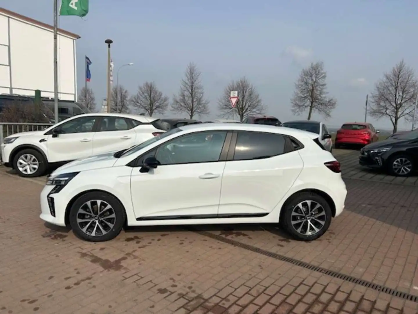 Mitsubishi Colt PLUS 1.0 T-Benziner LED Klima Kamera Weiß - 2