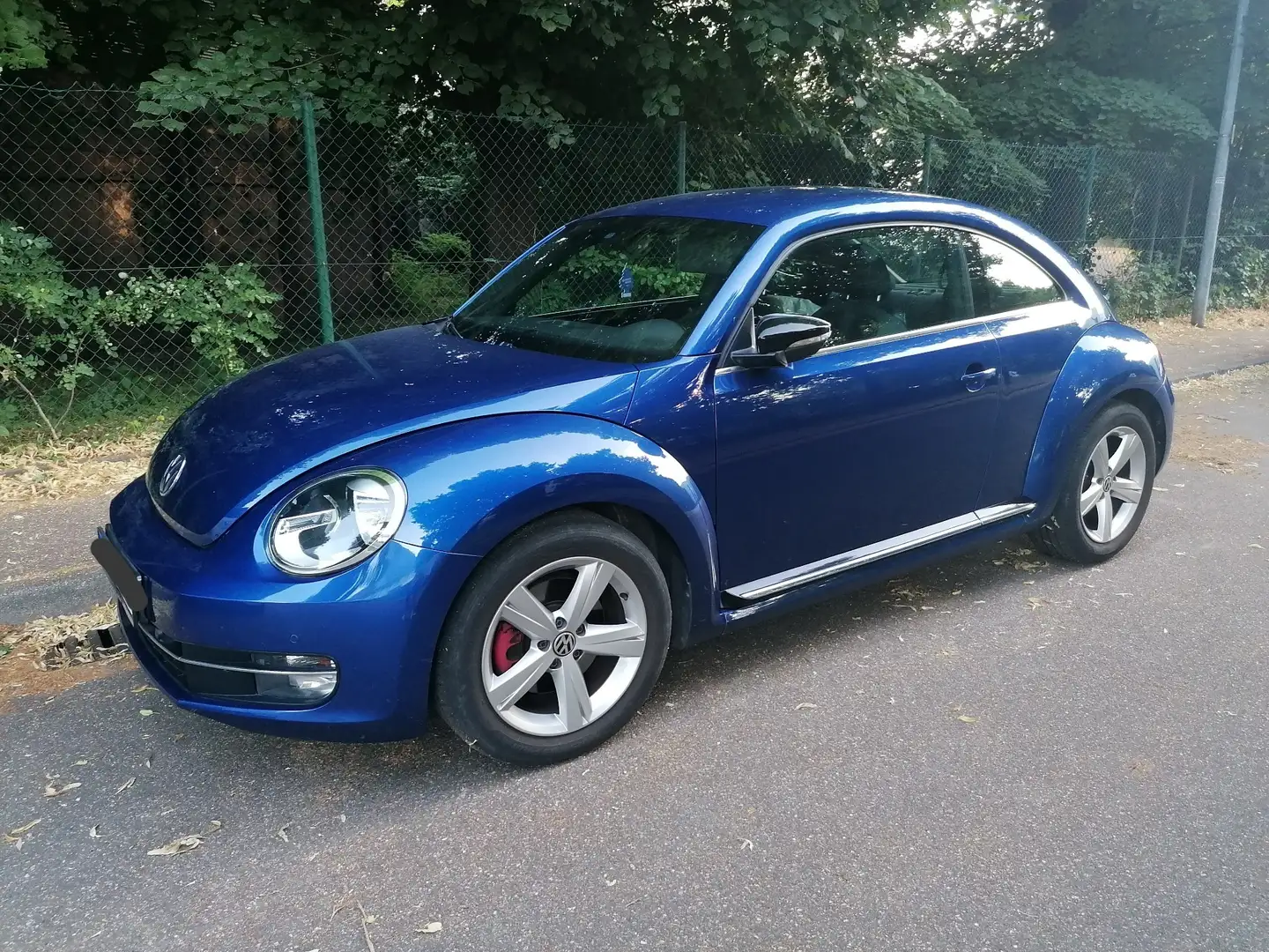 Volkswagen Beetle The 2.0 TSI DSG Sport - 2
