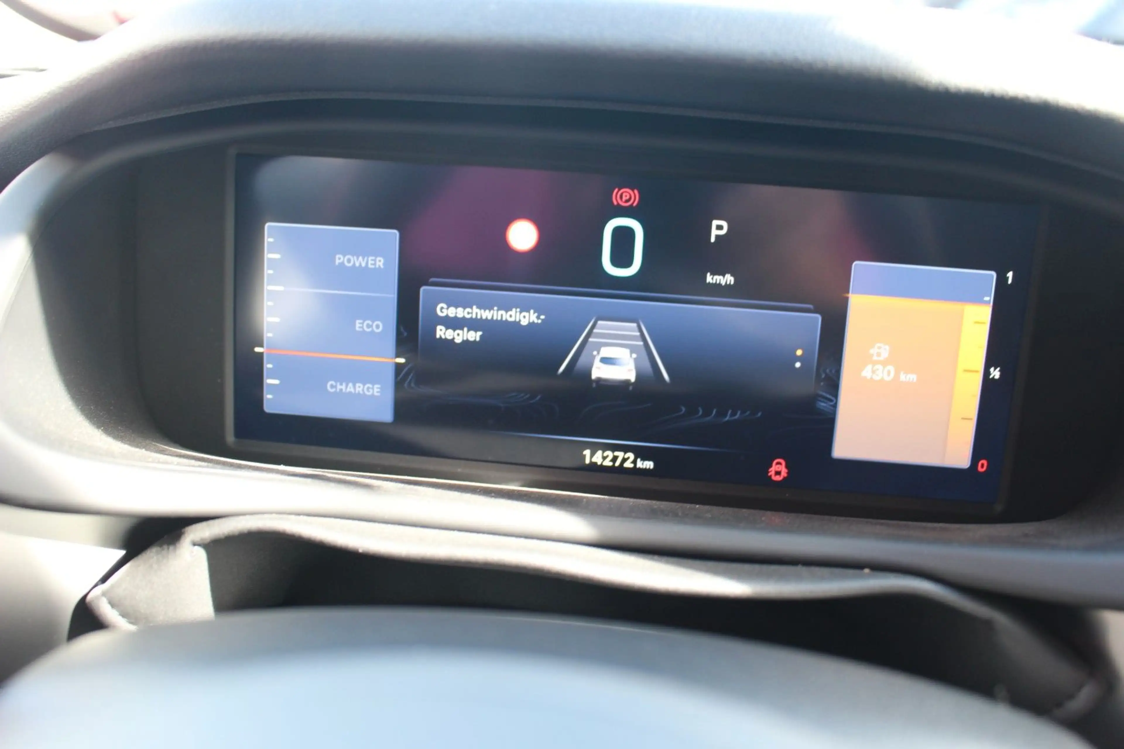 Jeep Avenger Altitude Mild-Hybrid Kamera/SHZ/ASSI-PAK — photo 15