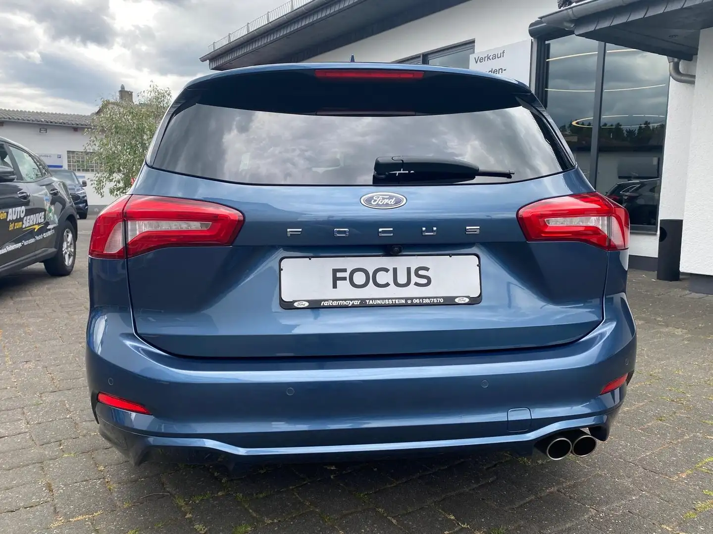 Ford Focus ST-Line Bleu - 2