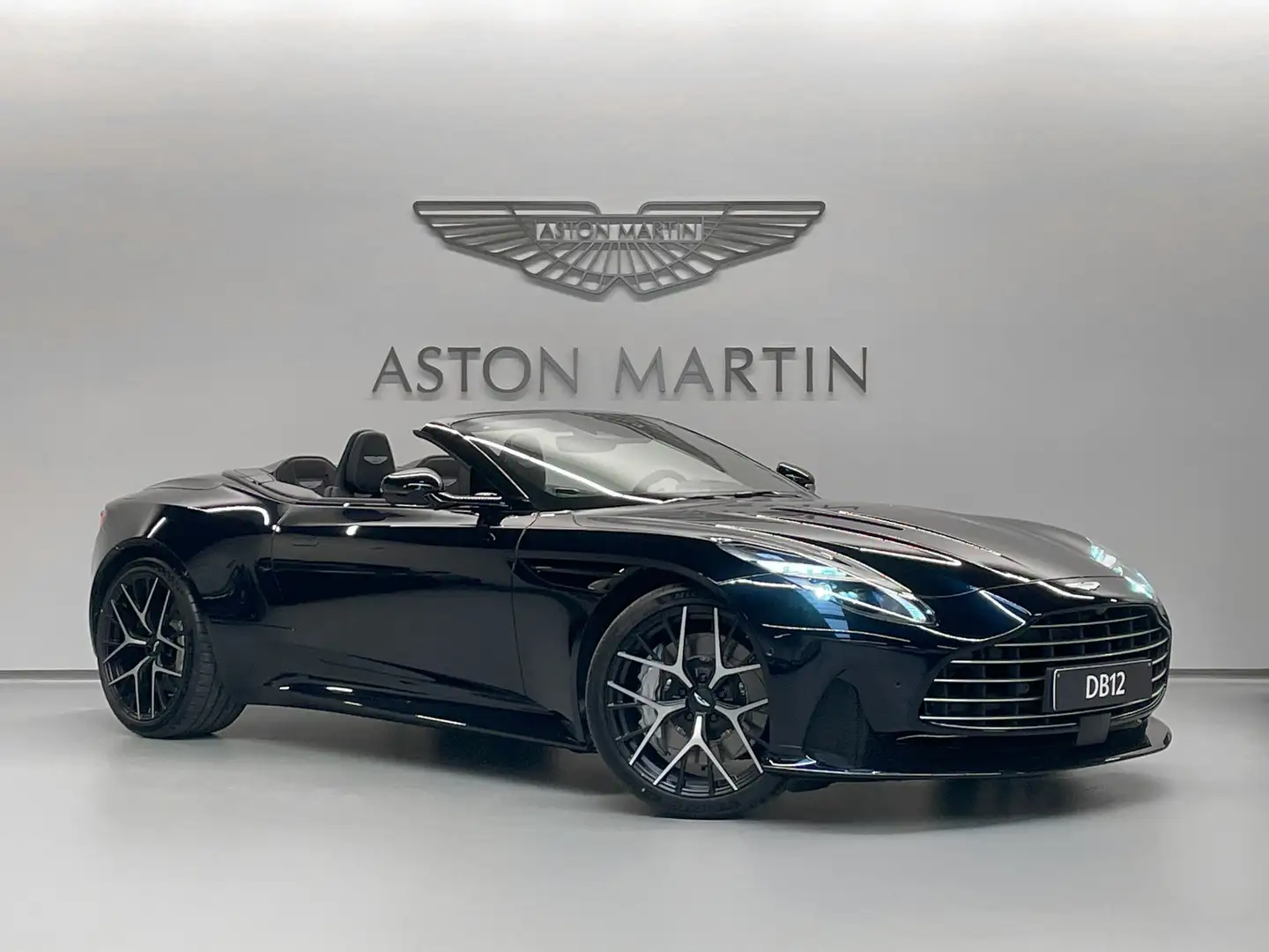 Aston Martin DB12 Volante | NEW 2025 MODELYEAR Negro - 1