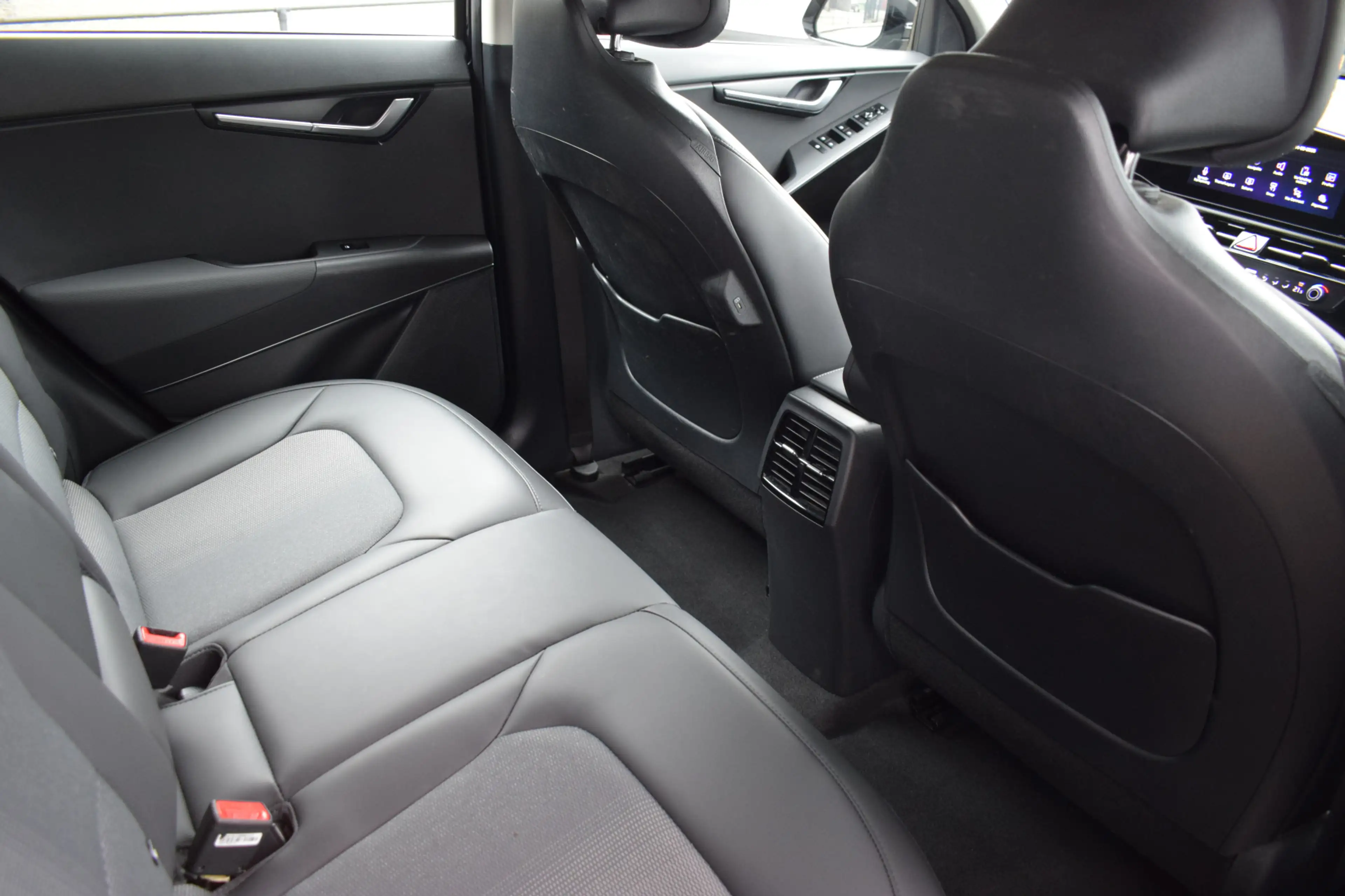 Kia e-Niro EV DynamicLine 64.8 kWh | Adaptieve Cruise Control — photo 11