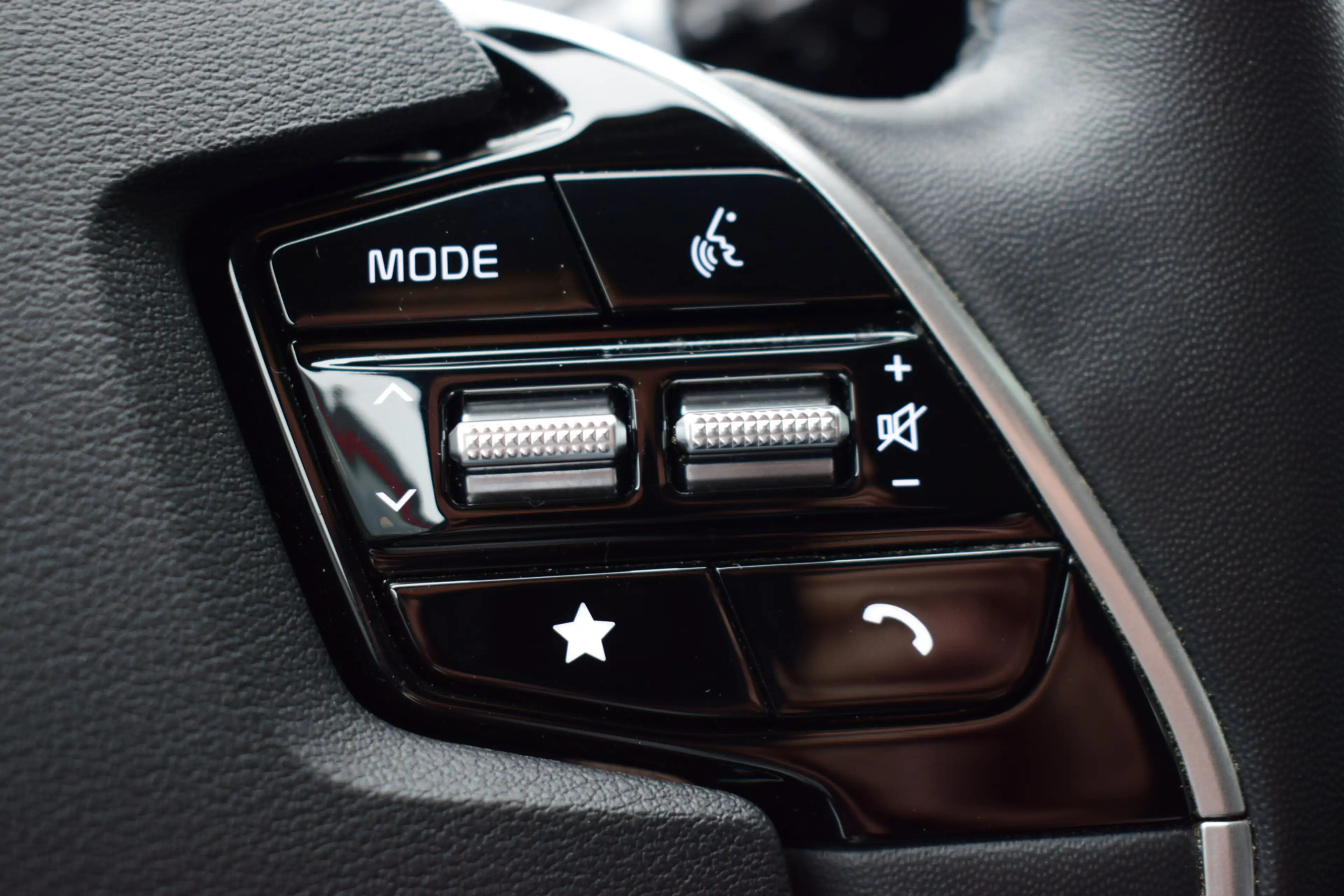 Kia e-Niro EV DynamicLine 64.8 kWh | Adaptieve Cruise Control — photo 17