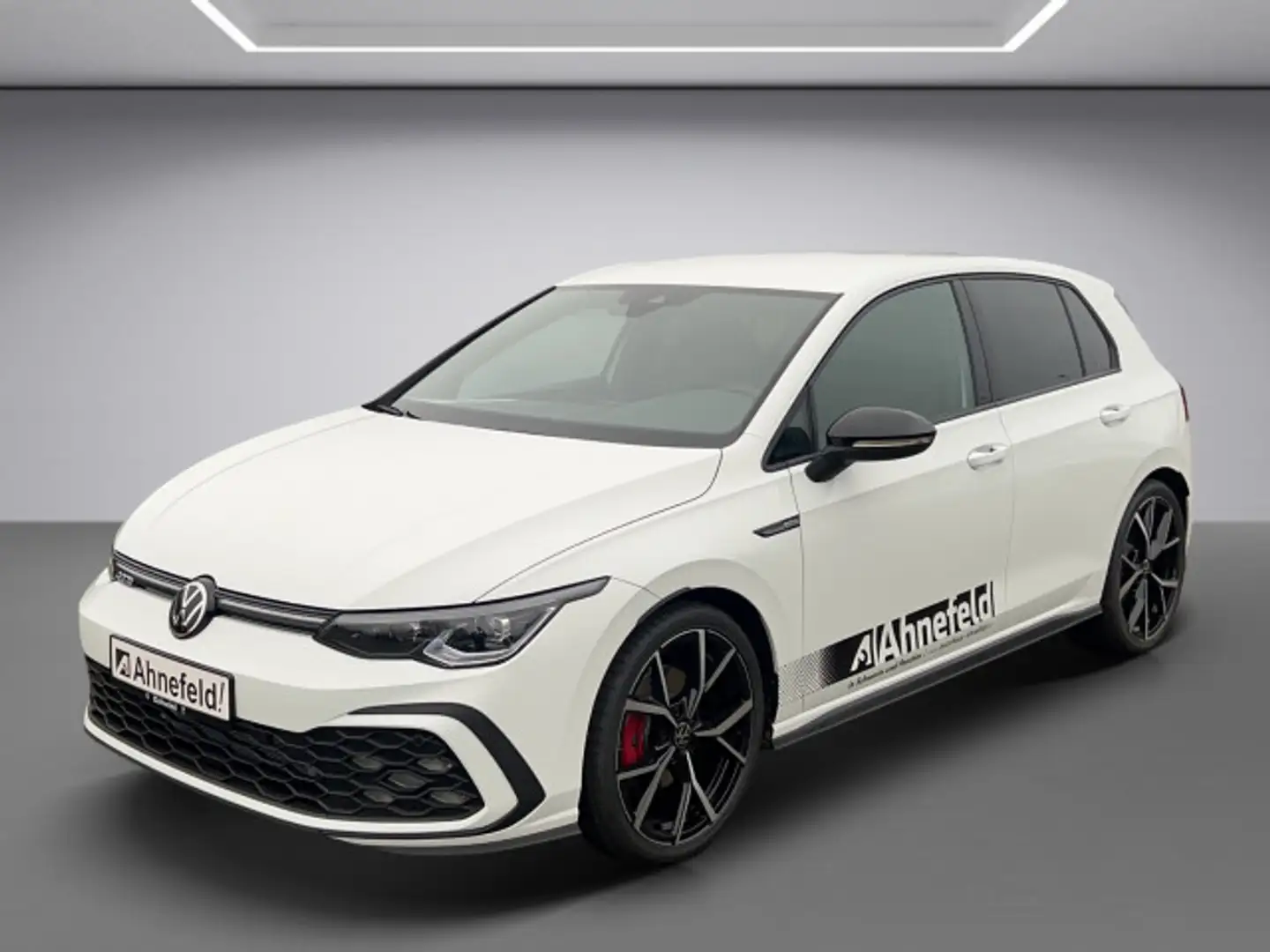Volkswagen Golf VIII GTD 2.0 TDI DSG Weiß - 2