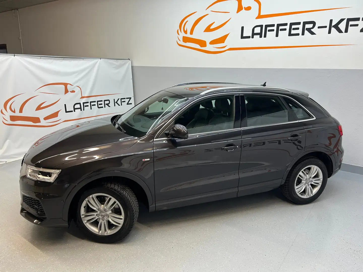Audi Q3 sport 1,4 TFSI S-LINE KLIMAAUTO RFK TEMP TOP Braun - 2