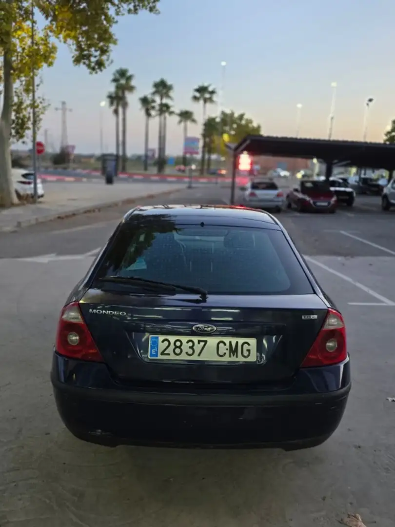 Ford Mondeo 2.0 TDCi Ambiente 115 Bleu - 2