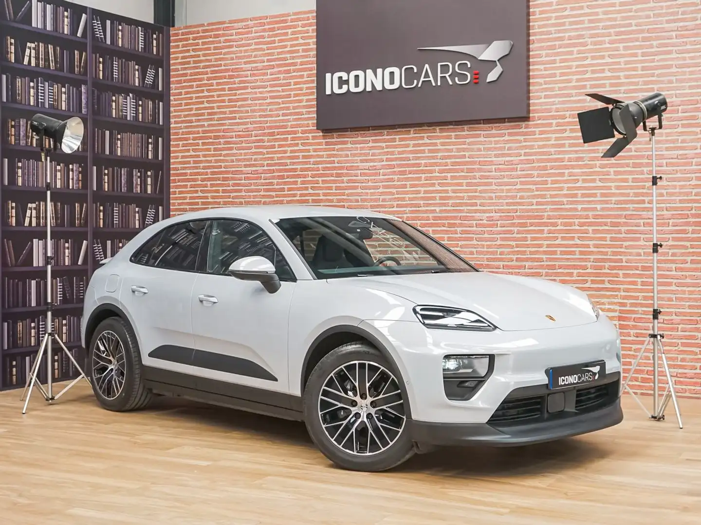 Porsche Macan Todoterreno 360cv Automático de 5 Puertas Gris - 1