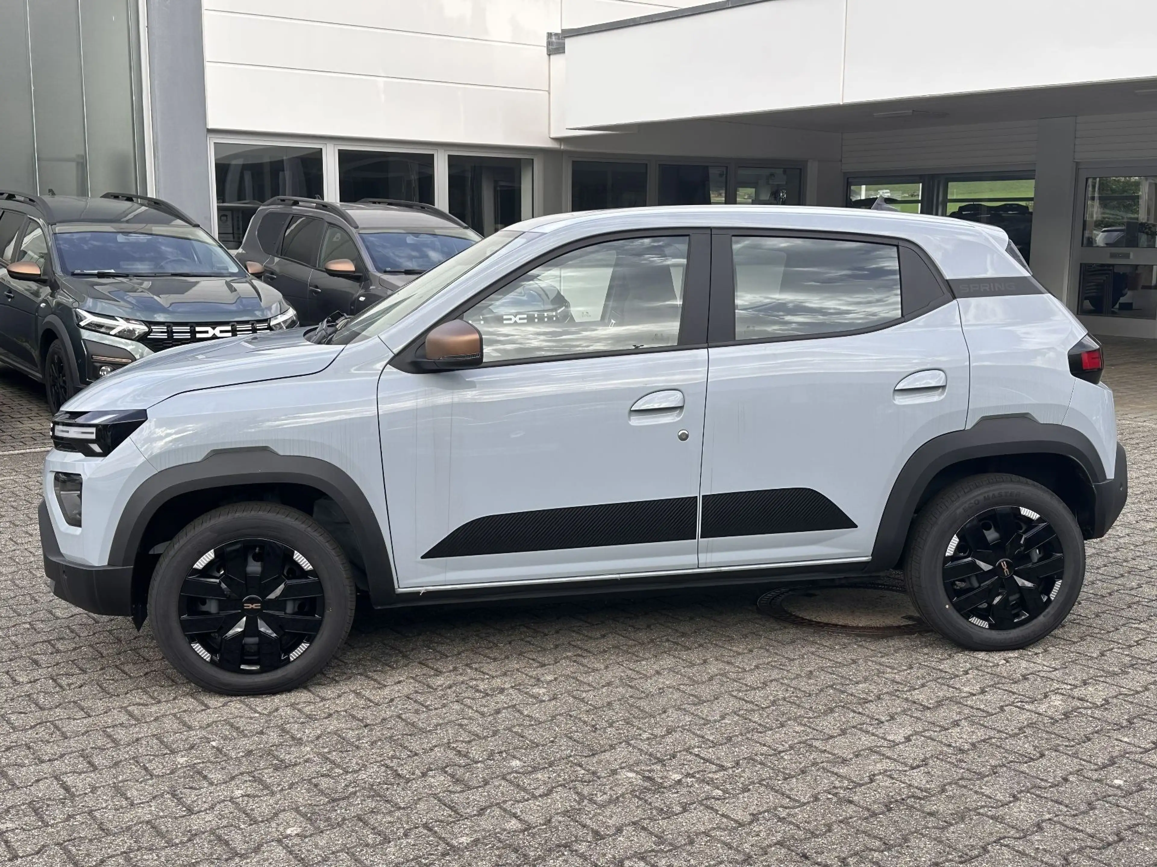 Dacia Spring Extreme electric 100 — photo 3