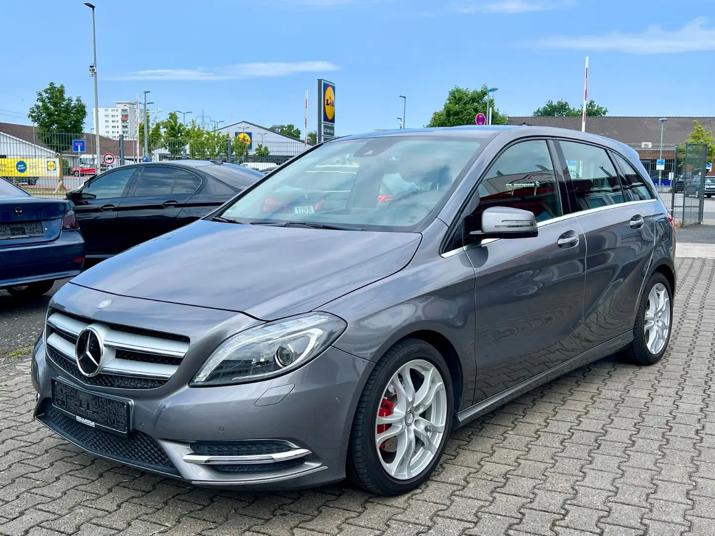 Mercedes-Benz B 200 *GARANTIE/ NAVI/ XENON* Grigio - 1