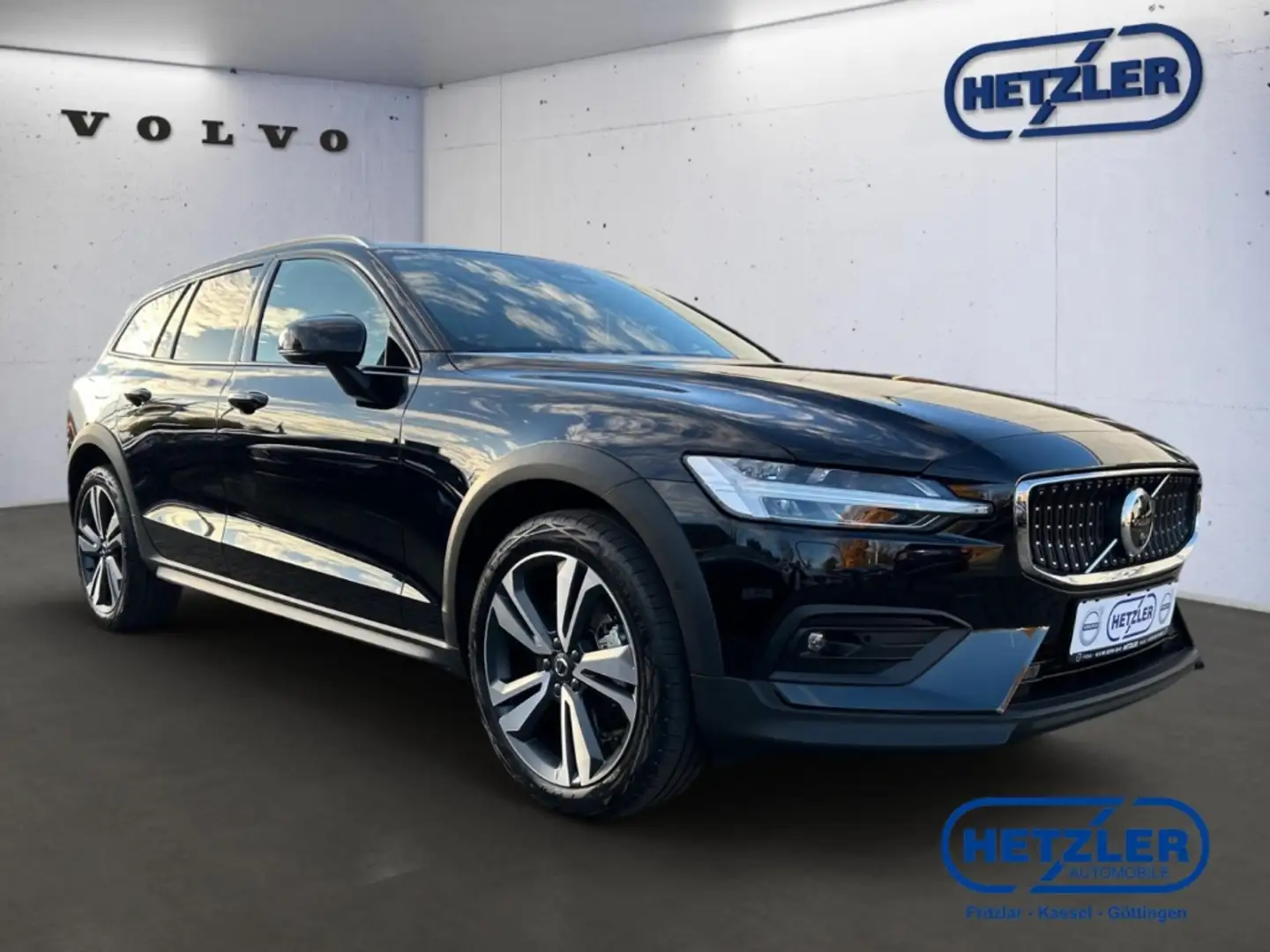 Volvo V60 Cross Country Cross Country Ultimate AWD B4 Diesel EU6d StandHZG Schwarz - 2