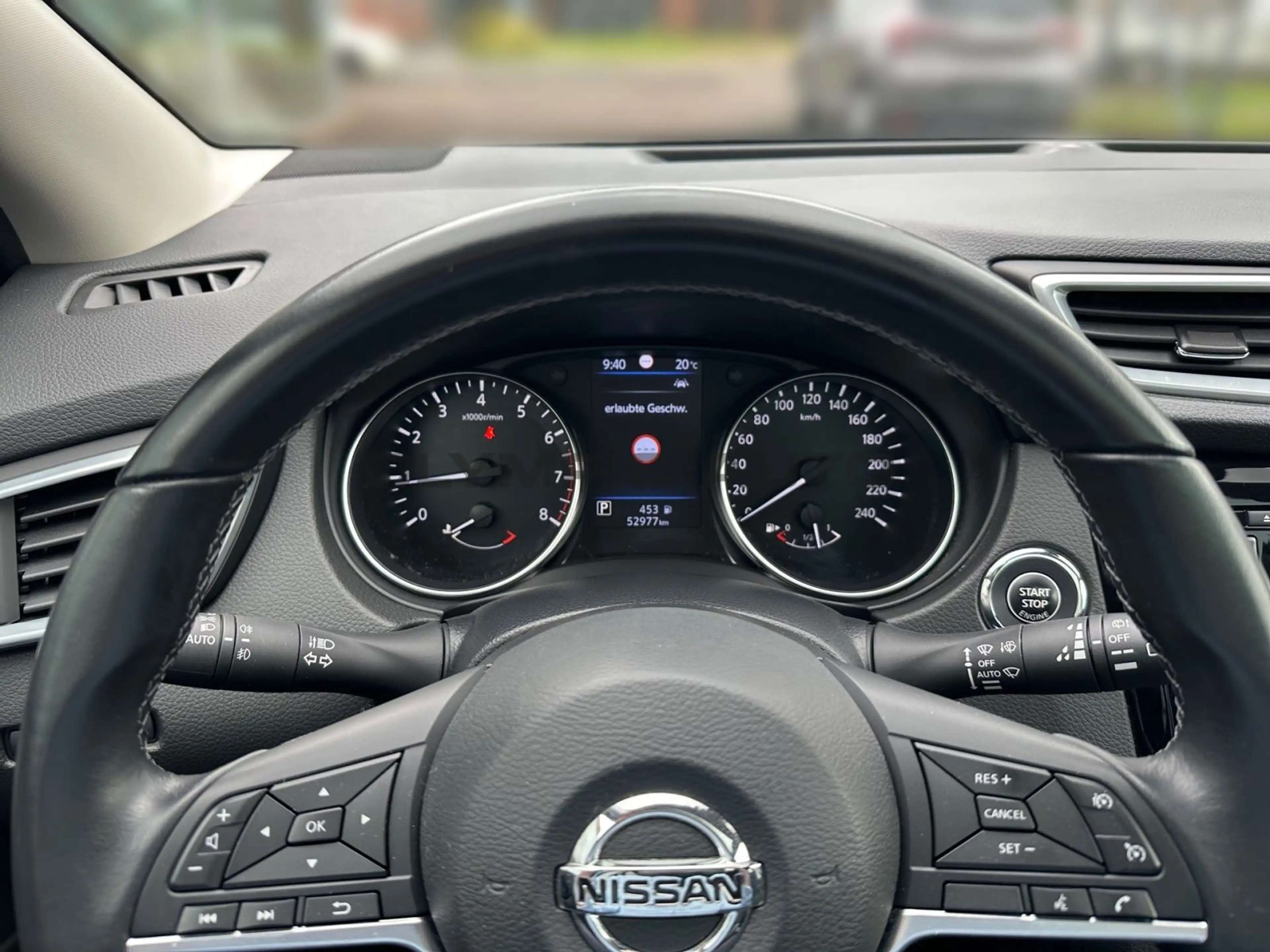 Nissan Qashqai QASHQAI 1.3 DIG-T 160 PS DCT 4x2 ZAMA Design SH — photo 8