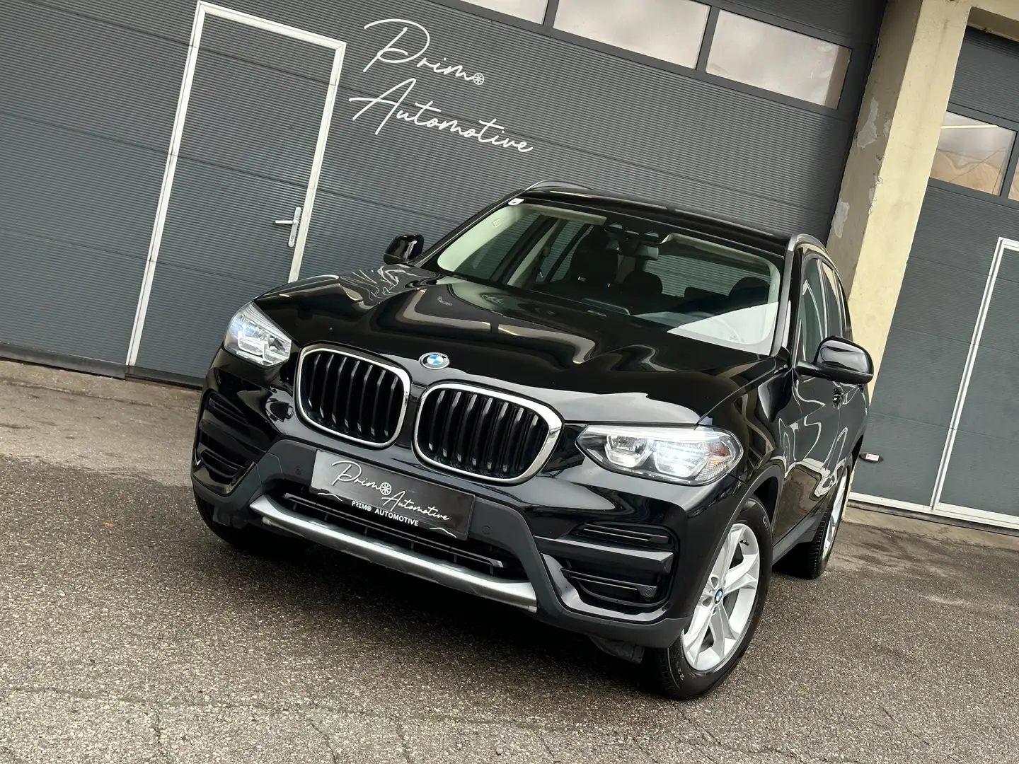 BMW X3 xDrive 20i Advantage Virtual* PDC* ab €229,- Schwarz - 1