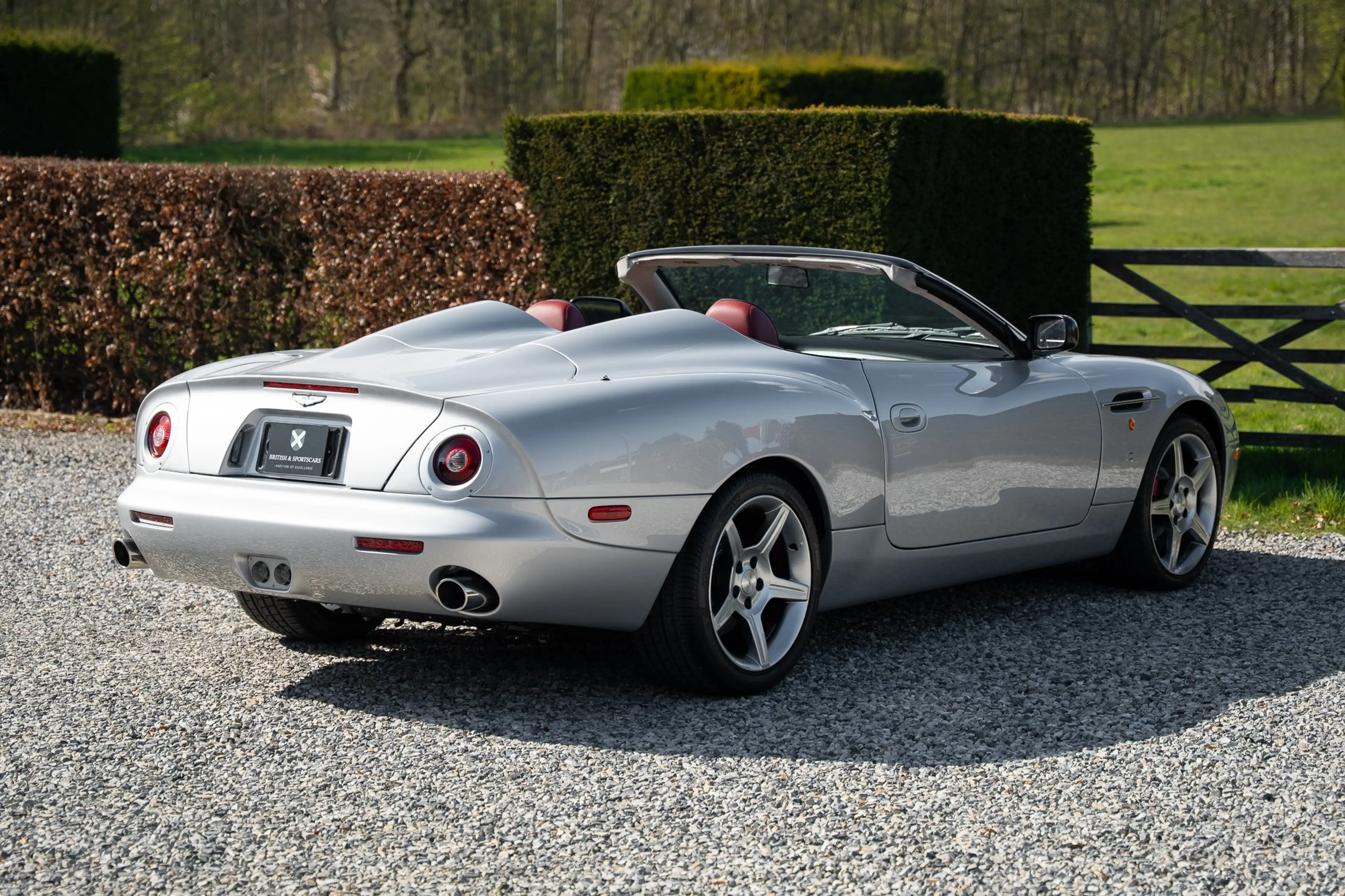 Aston Martin AR1 Only 240 Miles - 84 of 99 Ex. - Just Serviced — photo 8